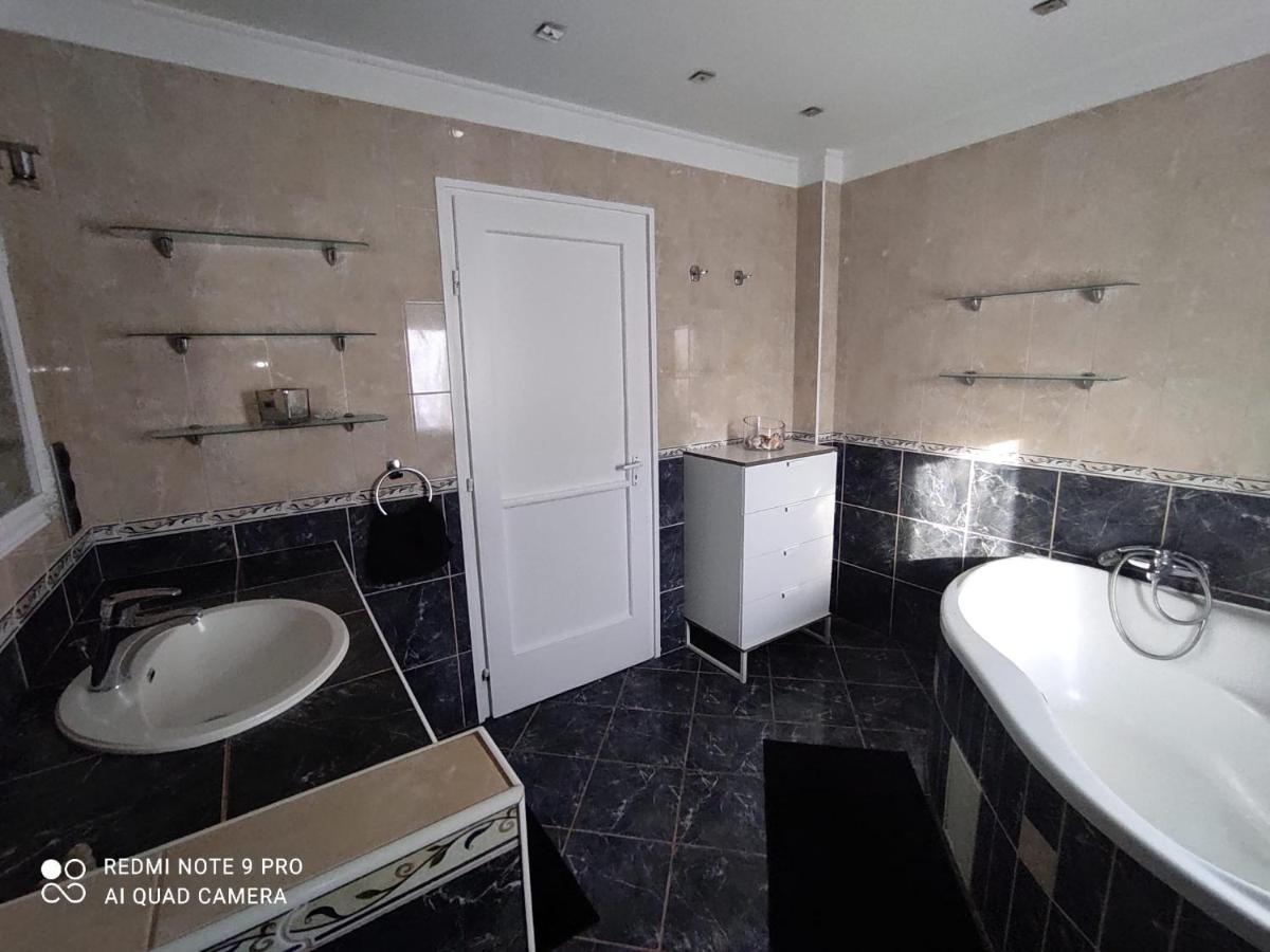 Felho Apartman บาลาตอนฟือเรด ภายนอก รูปภาพ